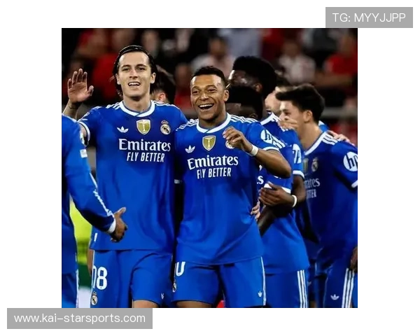 姆巴佩单脚斜传洞穿防线,法国前场效率惊人