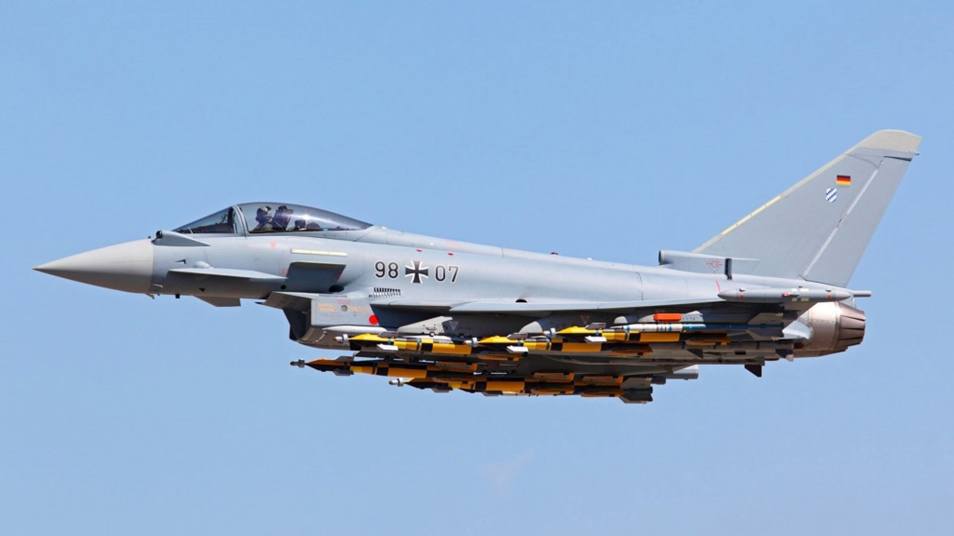 职业联赛球队运营成本结构畸形，职业球队队务的工作