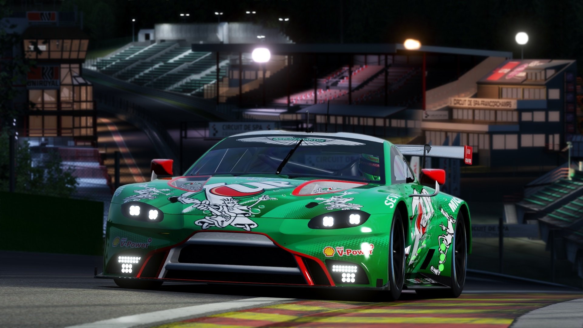 那不勒斯锋线双星配合默契屡建奇功，那不勒斯位置