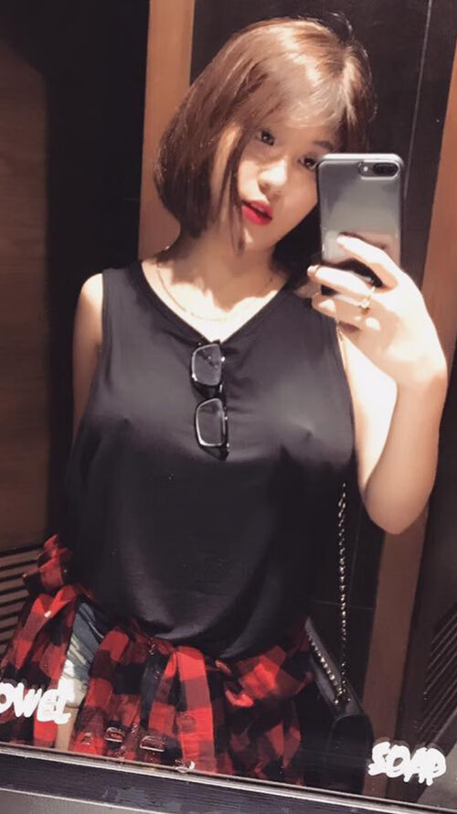 中国足球国家队强化脚下节奏与空间控制训练，国足熟悉的节奏